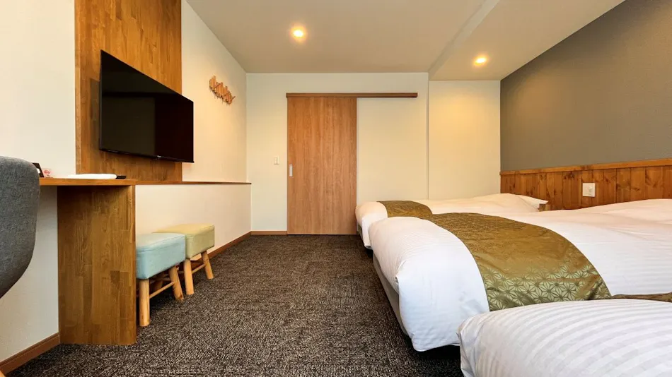 Hotel Cerulean Alpen