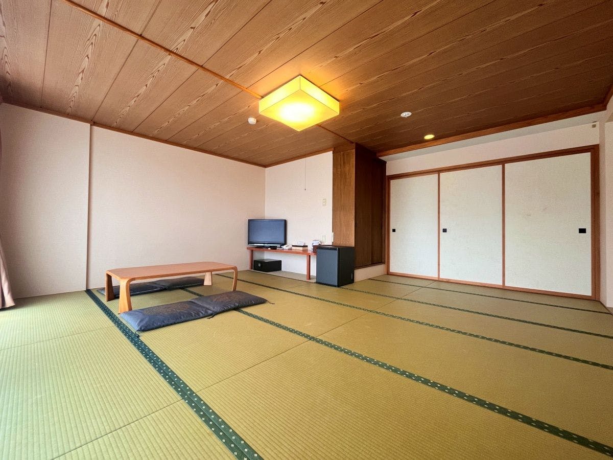 Phòng kiểu Nhật (226), 13–15 chiếu tatami
