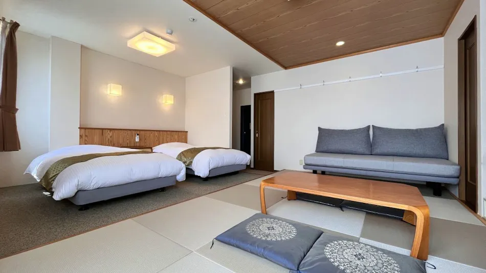 Hotel Cerulean Alpen