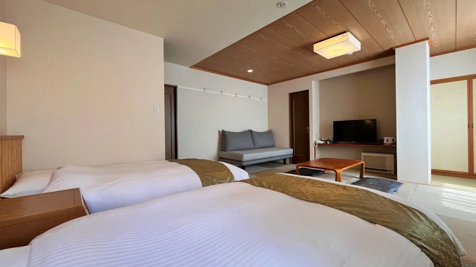 Hotel Cerulean Alpen