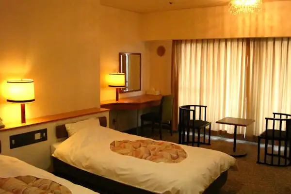 ห้องพักแบบเตียงคู่สไตล์ตะวันตก