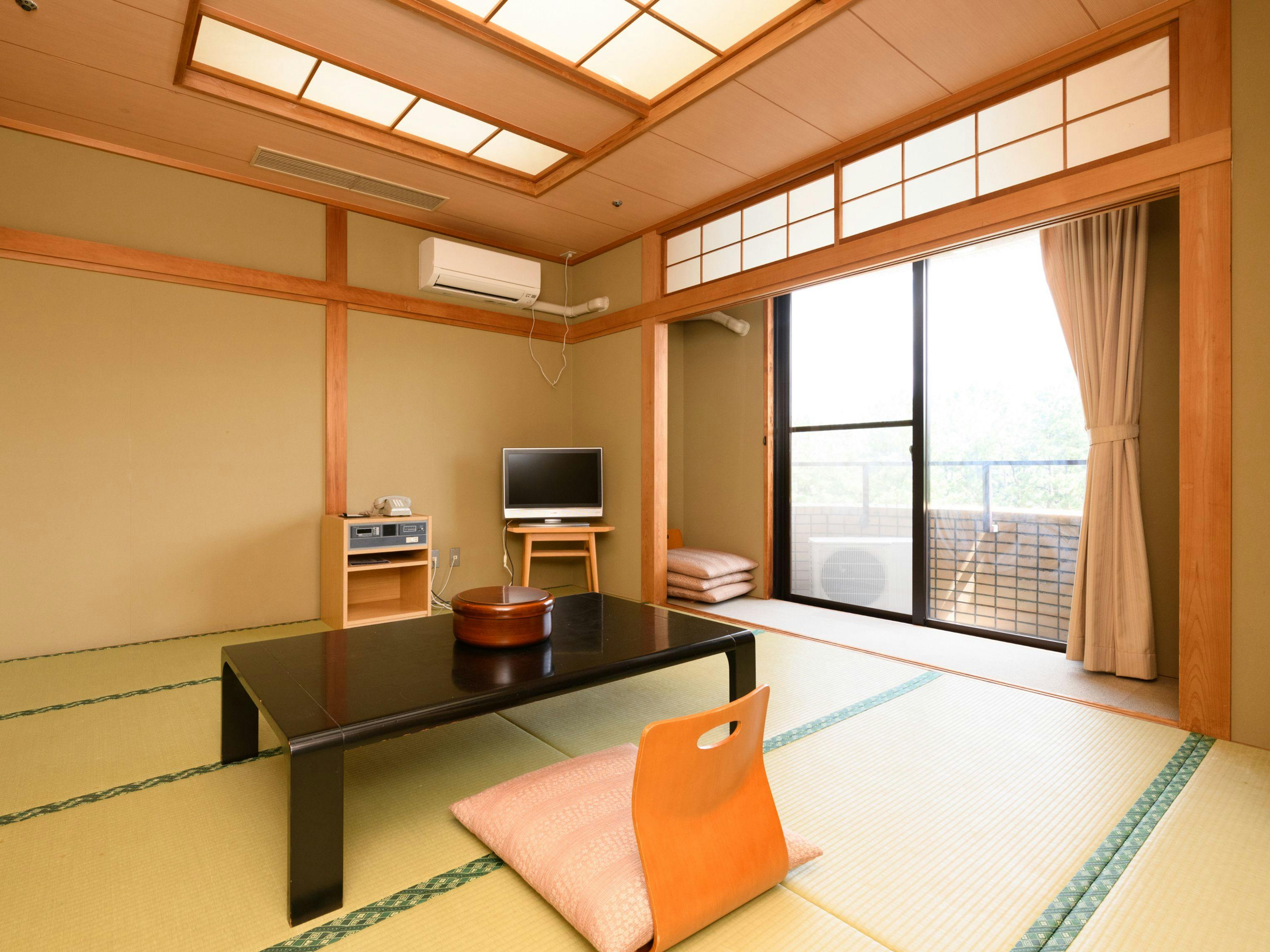 ห้องพักสไตล์ญี่ปุ่นพร้อมวิวทะเล