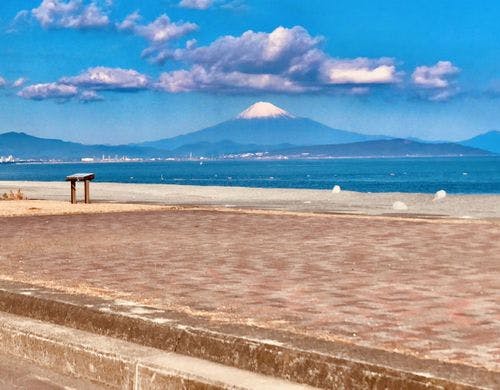 海岸からの富士山