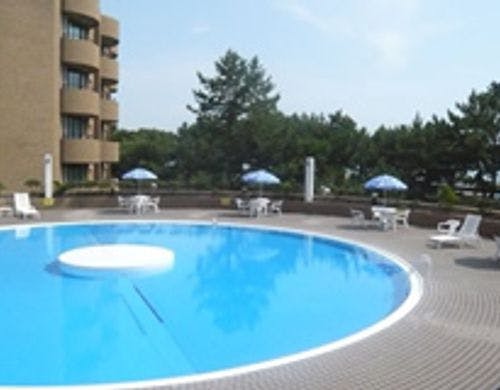 期間限定屋外プール