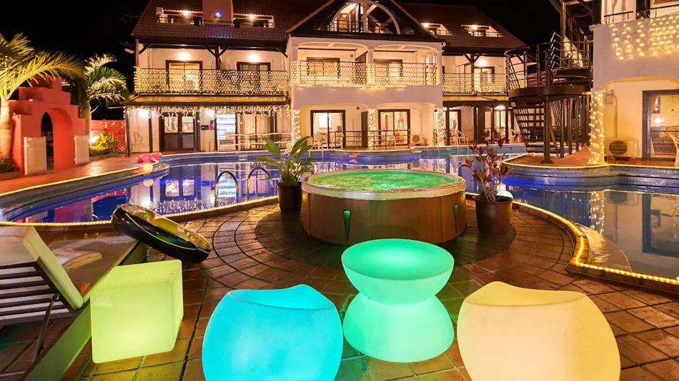 The Pool Resort Villa Ichigo Ichie