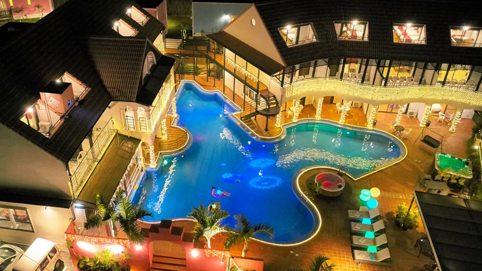 The Pool Resort Villa Ichigo Ichie