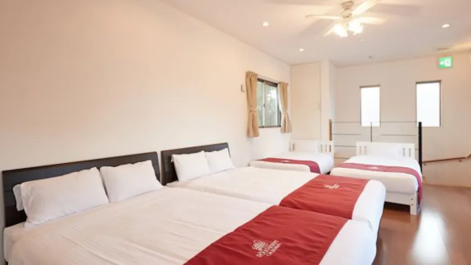The Pool Resort Villa Astamania
