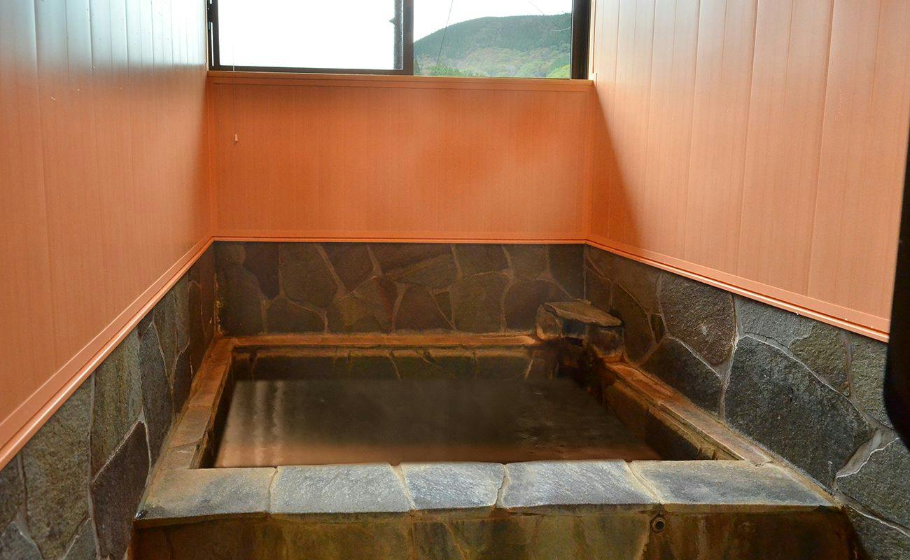 Yunohira Onsen Shikisai Gyounso Adults Only Inn