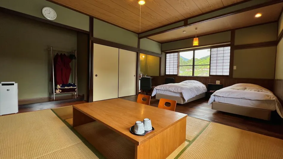 Yunohira Onsen Shikisai Gyounso Adults Only Inn