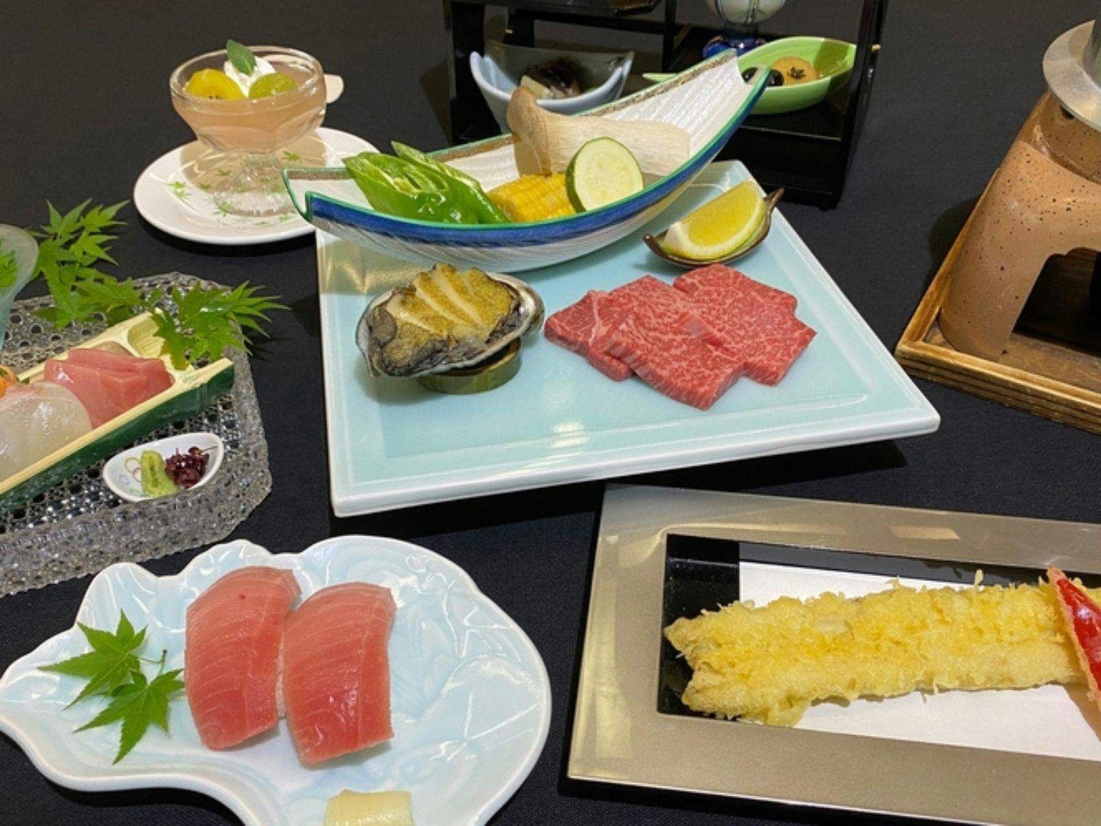 The Grand Resort Elegante Shirahama
