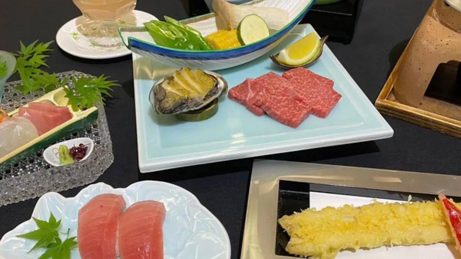 The Grand Resort Elegante Shirahama
