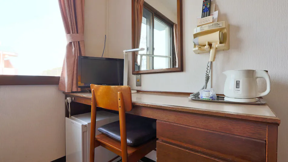 Business Hotel Takara