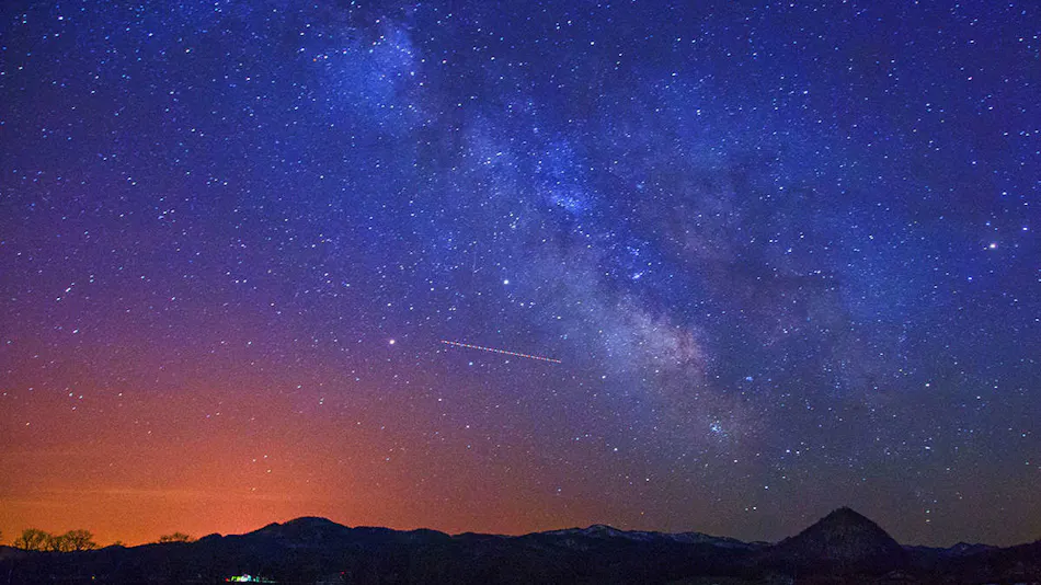 Resort for Enjoying a Sky Full of Stars: Ashibetsu Onsen Starlight Hotel & Ofuro Cafe Seiyukan
