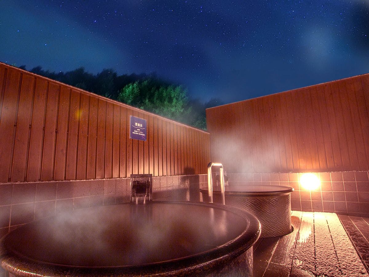Resort for Enjoying a Sky Full of Stars: Ashibetsu Onsen Starlight Hotel & Ofuro Cafe Seiyukan