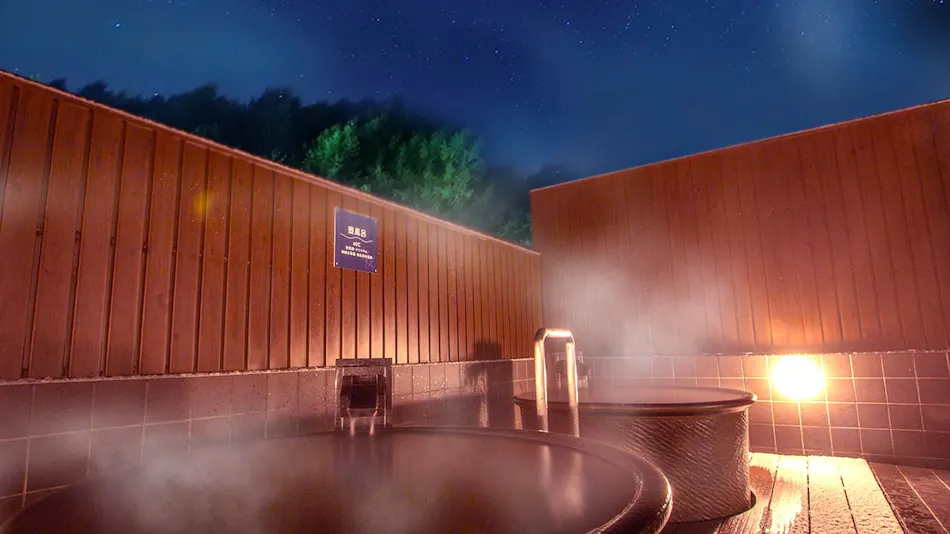 Resort for Enjoying a Sky Full of Stars: Ashibetsu Onsen Starlight Hotel & Ofuro Cafe Seiyukan