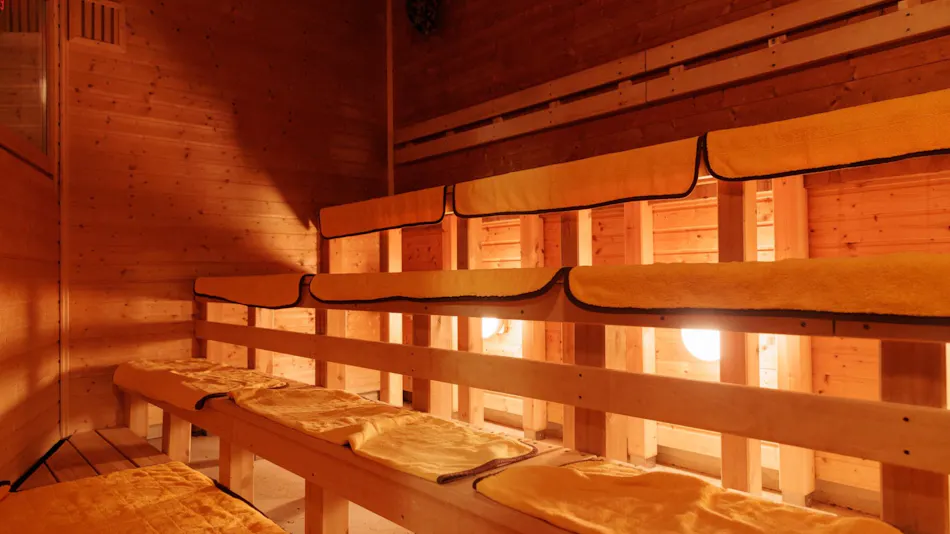 Resort for Enjoying a Sky Full of Stars: Ashibetsu Onsen Starlight Hotel & Ofuro Cafe Seiyukan