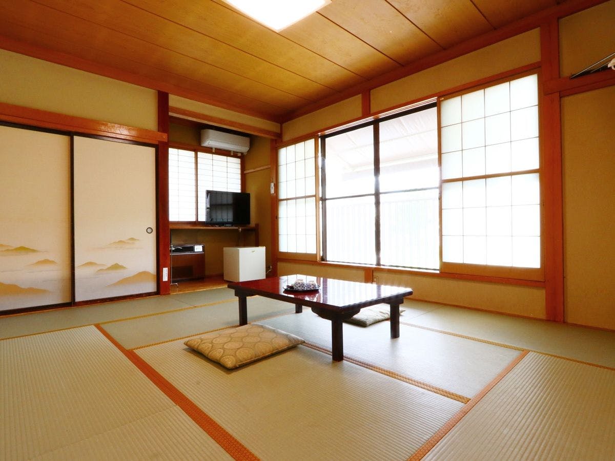 Onsen Minshuku Takano-ya