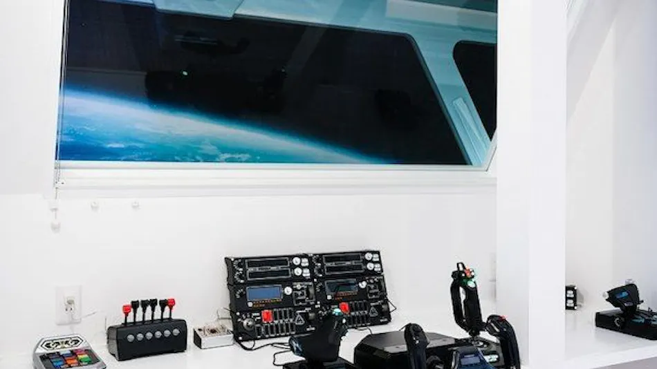 GUEST HOUSE DISCOVERY SHIP