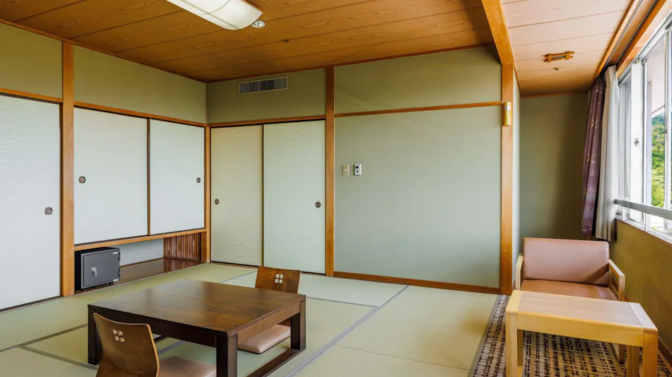 Wan Wan Paradise Nara Ikoma