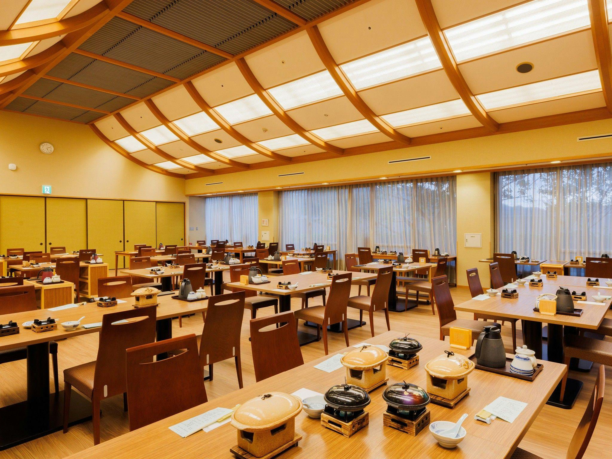 Wan Wan Paradise Nara Ikoma