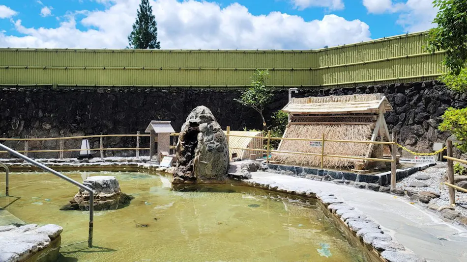 Hitaonsen Hananoki River Terrace