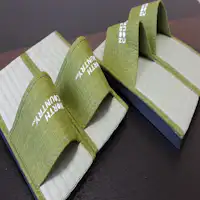 รองเท้าแตะทาทามิ