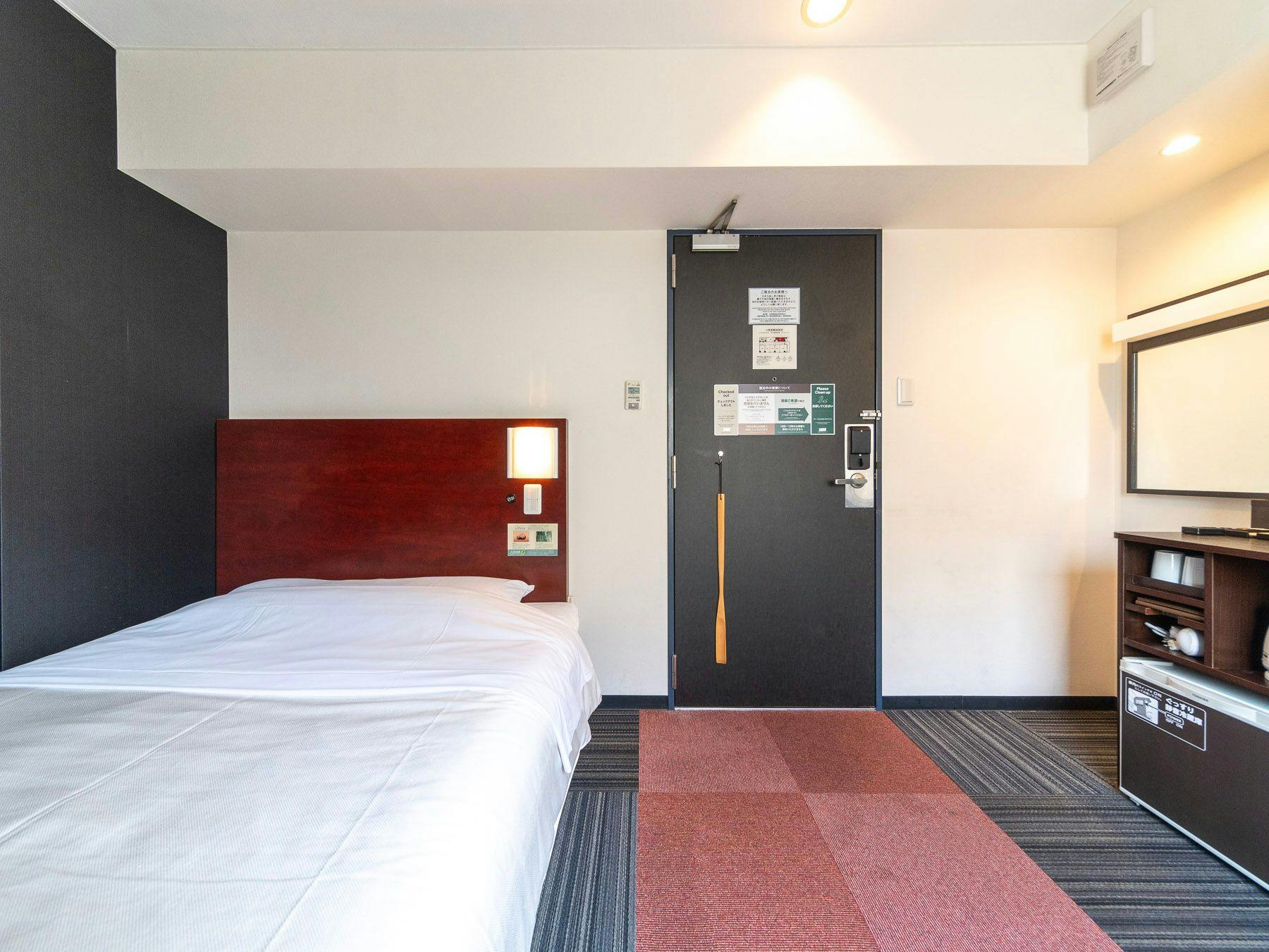 Kamar paling standar di tempat kami.