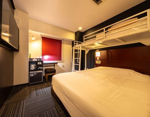 1名利用でも上段が荷物置きに使えます