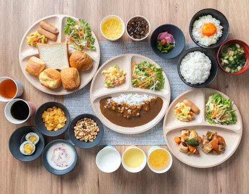 全日）6:30～9:00　和洋ビュッフェ形式