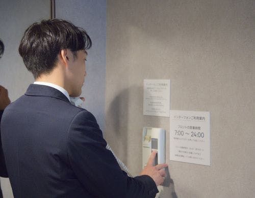 各階EV横に内線電話がございます※イメージ