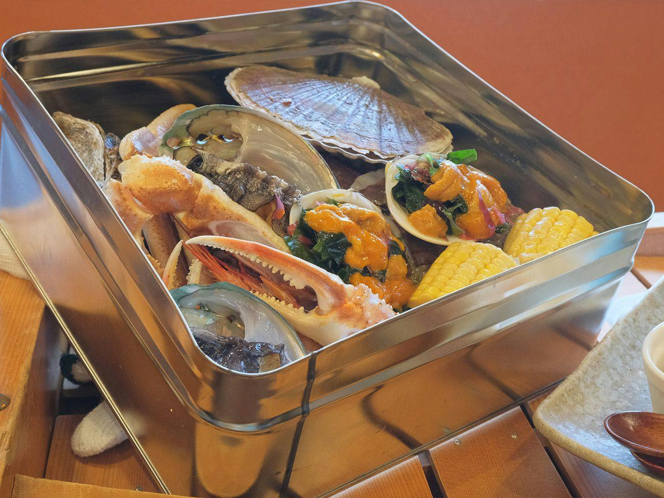 Kaigunkan: The Authentic Home of Taiza Crab - Adults Only Inn