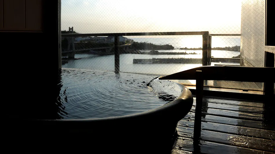 Kaigunkan: The Authentic Home of Taiza Crab - Adults Only Inn