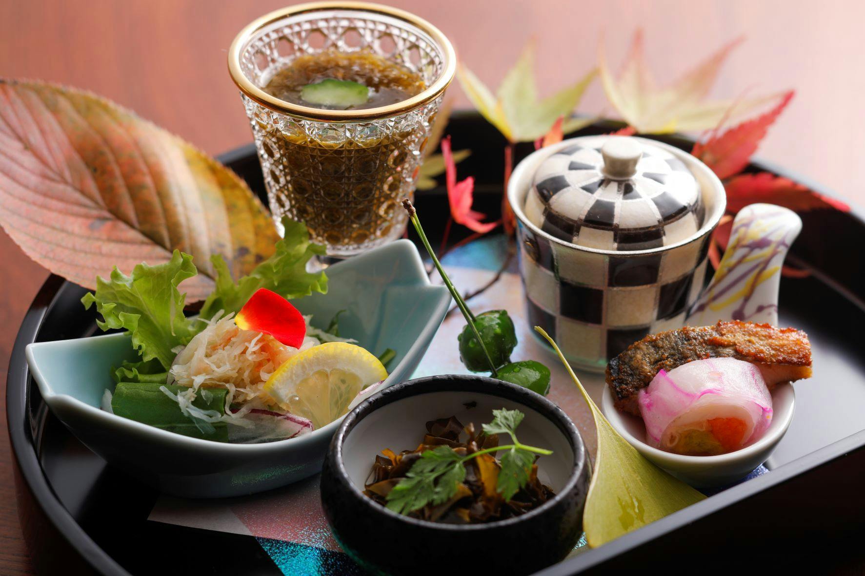 Kaigunkan: The Authentic Home of Taiza Crab - Adults Only Inn
