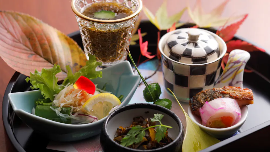 Kaigunkan: The Authentic Home of Taiza Crab - Adults Only Inn
