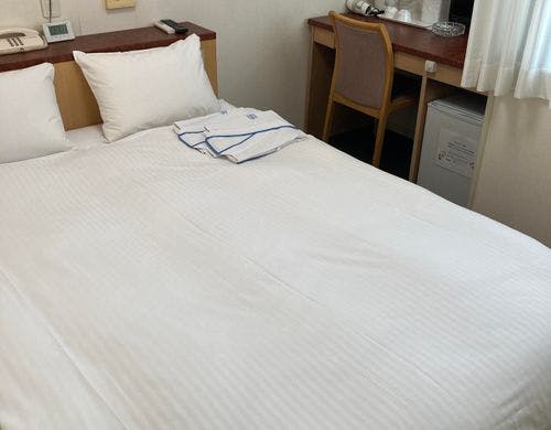 9階ダブルルーム　13.3平米