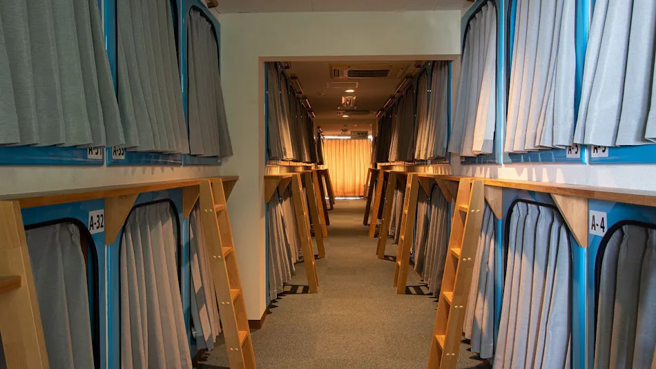 Beppu Onsen Capsule Hotel Gloria