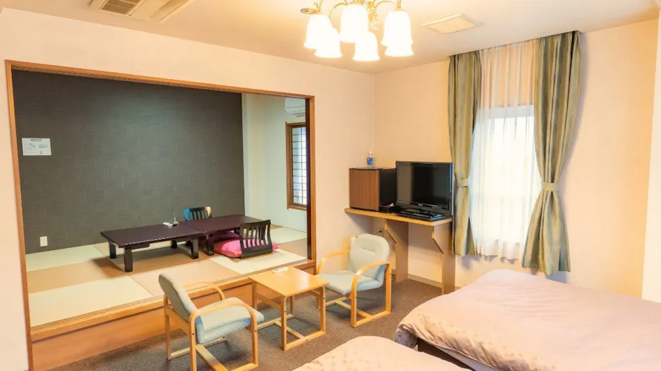 Yunoyama Onsen Anniversary Inn Irodorikoyo