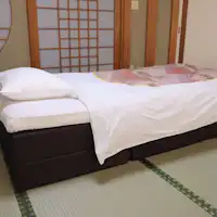 ที่นอนขนาด 30 ซม. ต้องการการจองล่วงหน้า มีค่าใช้จ่ายเพิ่มเติม