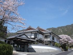 旅館かんざき