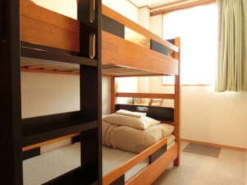 トリプルルーム<BR>ツイン(2段ベッド)側