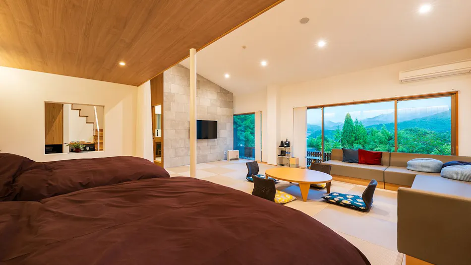 Tenjuku no Mori Keigetsu