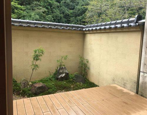 1階和室は庭付き