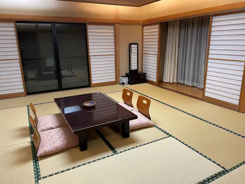 Kamar gaya Jepang 15 tatami