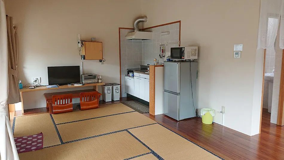 Kaeruya Inn - Room Only