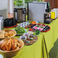 무료 조식 서비스