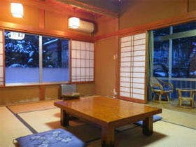 出湯温泉 大石屋旅館