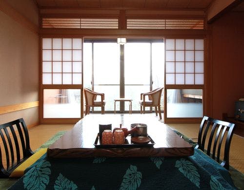 #別館８畳トイレ付き