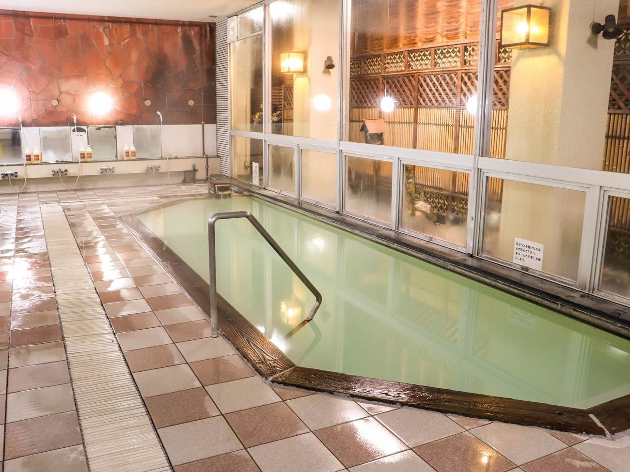 남성 대중 목욕탕