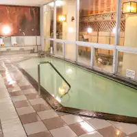 남성 대중 목욕탕