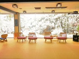 ほほえみの空湯舟 つるや